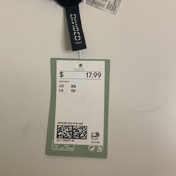 Mini skirt US size xs - Picture 2 of 3